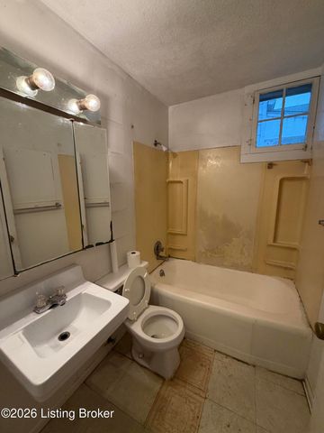 1120 Lydia St, Louisville, KY 40217