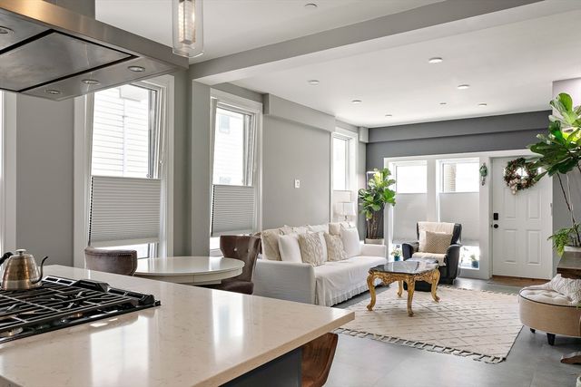 47 Morris St 1, Boston, MA 02128
