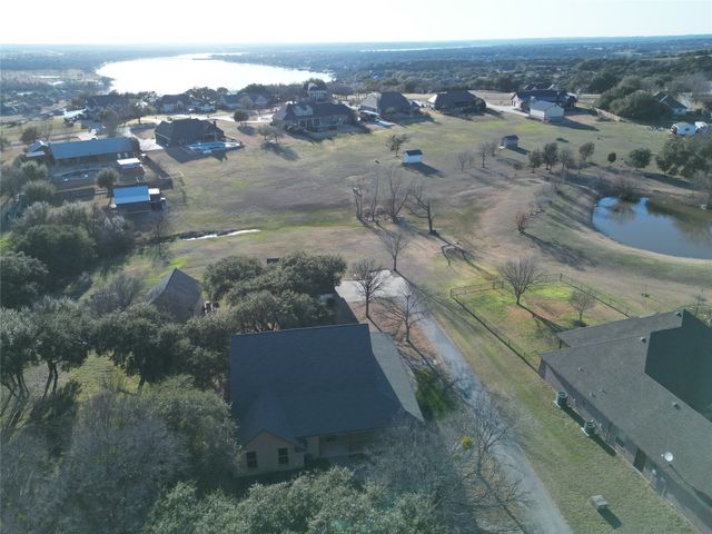 1714 Bent Tree Court, Granbury, TX 76049