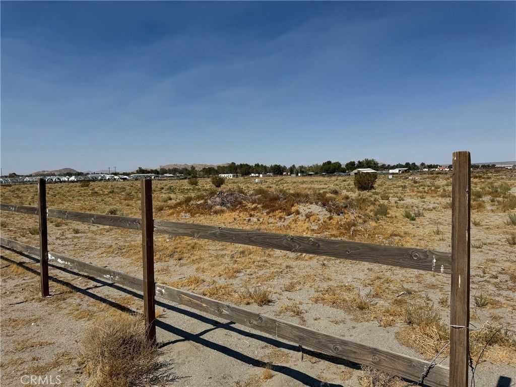 2950 Auburn Avenue, Adelanto, CA 92301