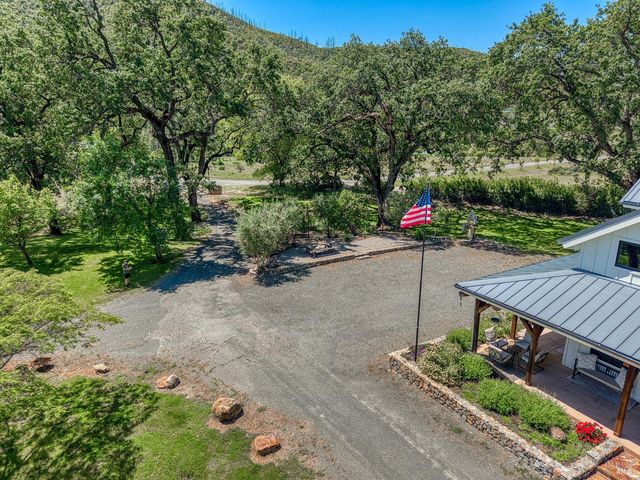19676 Highway 175, Middletown, CA 95461