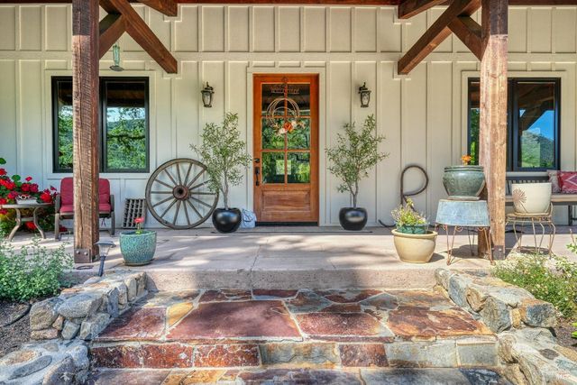 19676 Highway 175, Middletown, CA 95461