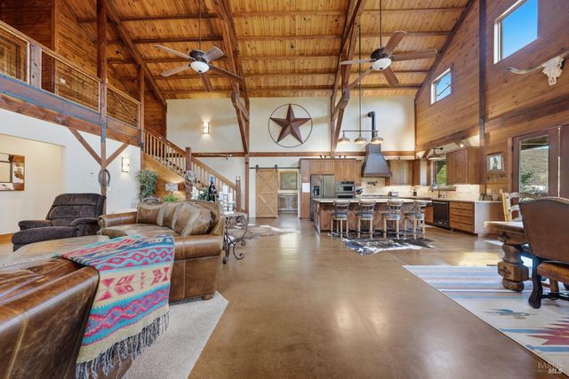 19676 Highway 175, Middletown, CA 95461
