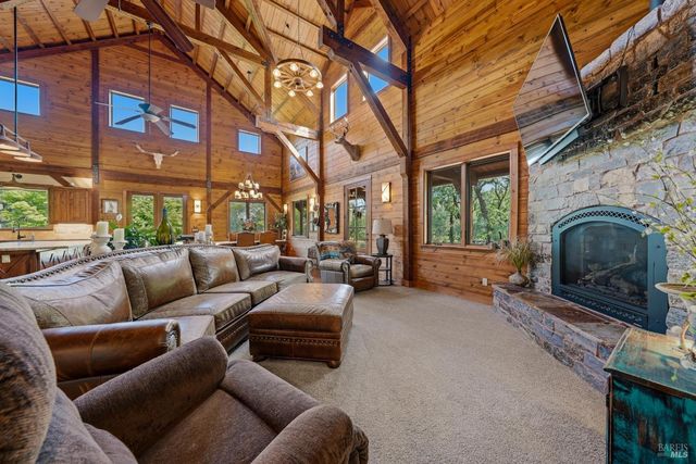 19676 Highway 175, Middletown, CA 95461