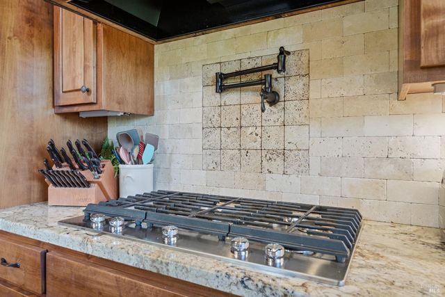 19676 Highway 175, Middletown, CA 95461