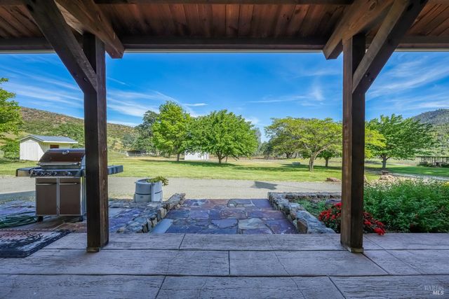 19676 Highway 175, Middletown, CA 95461
