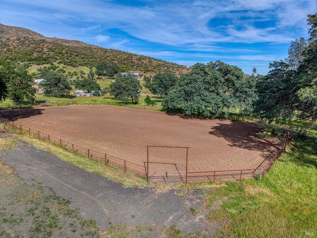 19676 Highway 175, Middletown, CA 95461