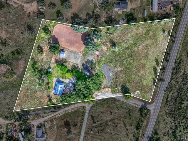 19676 Highway 175, Middletown, CA 95461