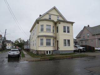 685 Cottage 1, New Bedford, MA 02745