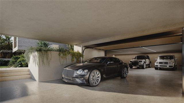 11035 N Bayshore Drive, Miami, FL 33161