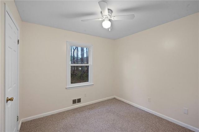 174 Village Dr, Hiram, GA 30141