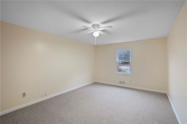 174 Village Dr, Hiram, GA 30141