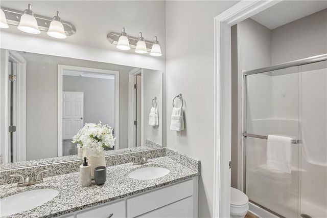800 NW Pampas Street, Pleasant Hill, MO 64080