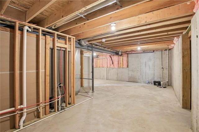 800 NW Pampas Street, Pleasant Hill, MO 64080