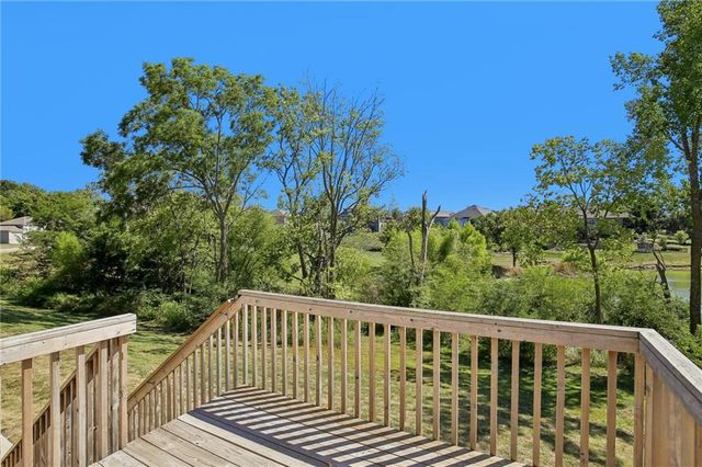 800 NW Pampas Street, Pleasant Hill, MO 64080