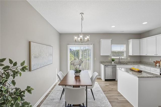 800 NW Pampas Street, Pleasant Hill, MO 64080