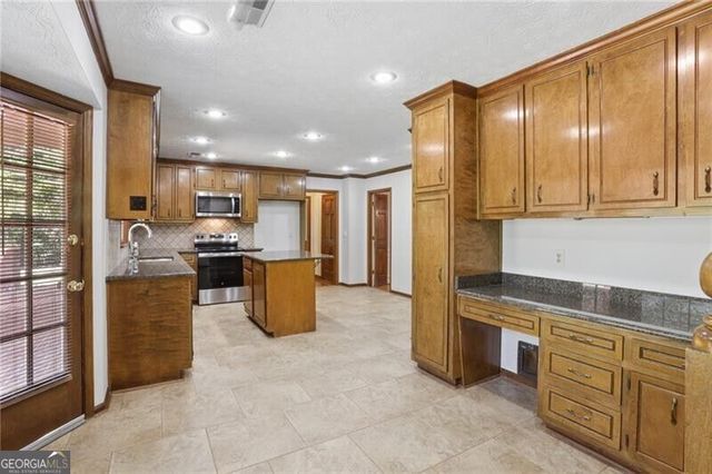 4357 Karls Gate Drive, Marietta, GA 30068