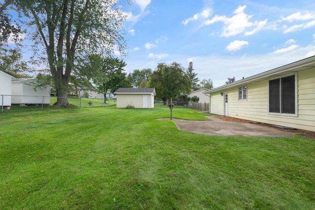 1607 CORMIER ROAD, Green Bay, WI 54313