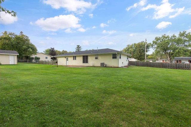 1607 CORMIER ROAD, Green Bay, WI 54313