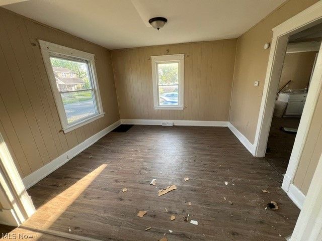 1144 Washington Avenue, Lorain, OH 44052