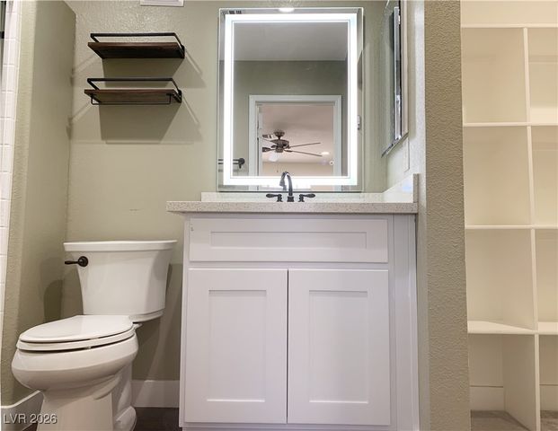 3910 Starfield Lane, Las Vegas, NV 89147