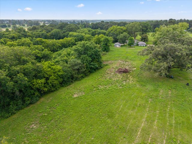 791 McCall, Mt Pleasant, TX 75455
