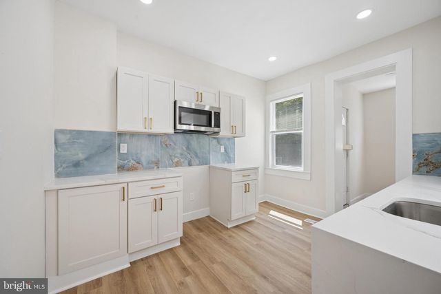 306 LYNDHURST ST, Baltimore, MD 21229