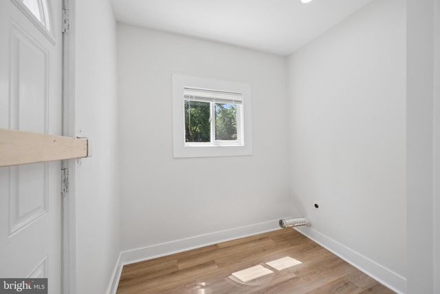306 LYNDHURST ST, Baltimore, MD 21229