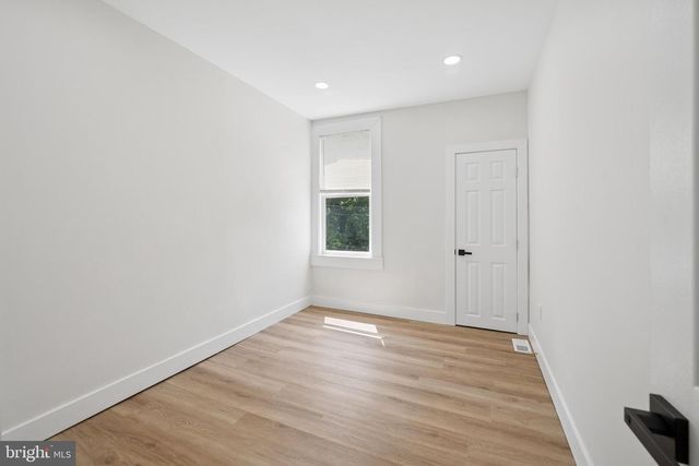 306 LYNDHURST ST, Baltimore, MD 21229