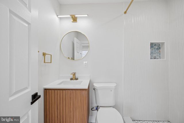 306 LYNDHURST ST, Baltimore, MD 21229