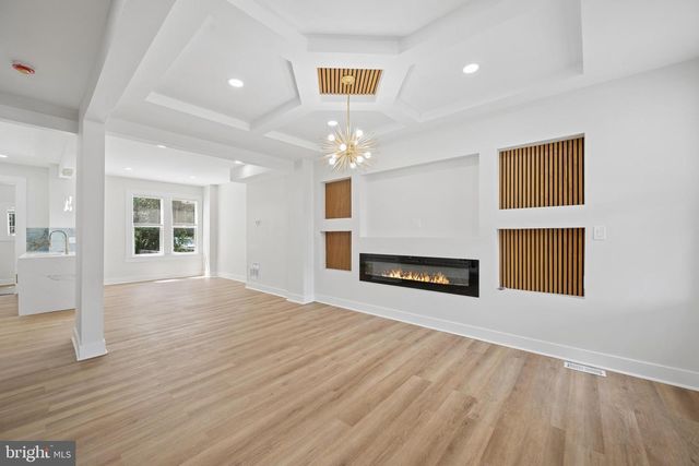 306 LYNDHURST ST, Baltimore, MD 21229