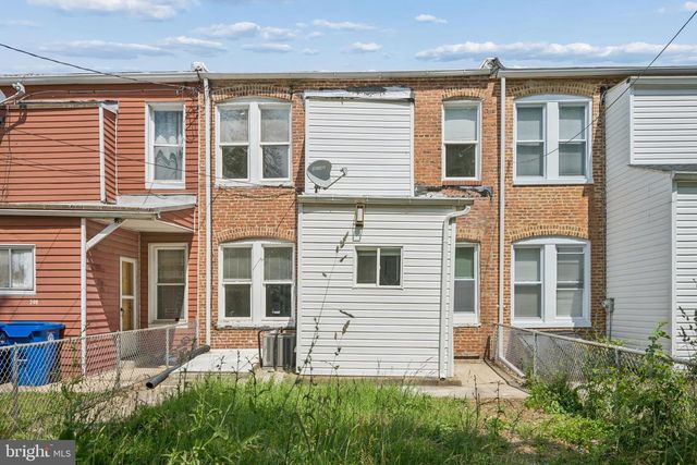 306 LYNDHURST ST, Baltimore, MD 21229