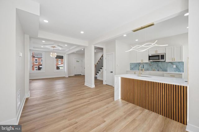 306 LYNDHURST ST, Baltimore, MD 21229