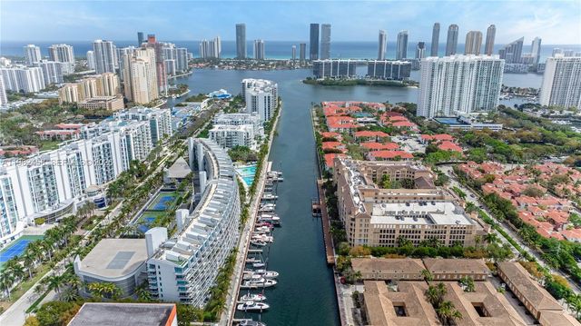 2950 NE 188th St 150, Aventura, FL 33180