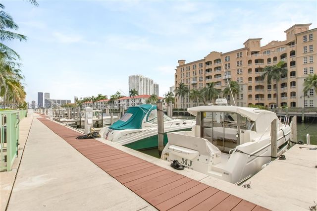 2950 NE 188th St 150, Aventura, FL 33180