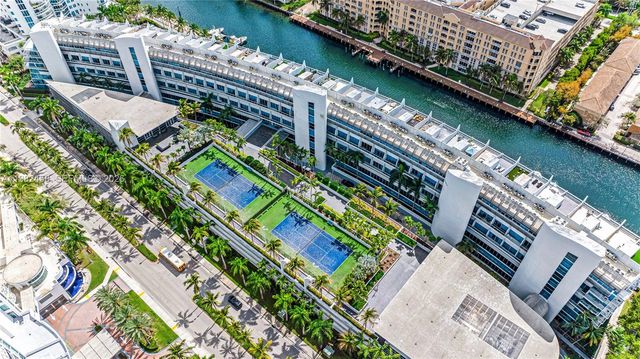 2950 NE 188th St 150, Aventura, FL 33180