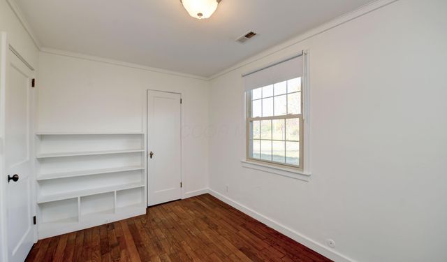 627 S Selby Boulevard, Worthington, OH 43085