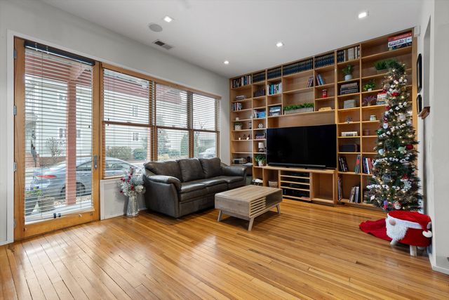 244 W 18th Street W, Chattanooga, TN 37408