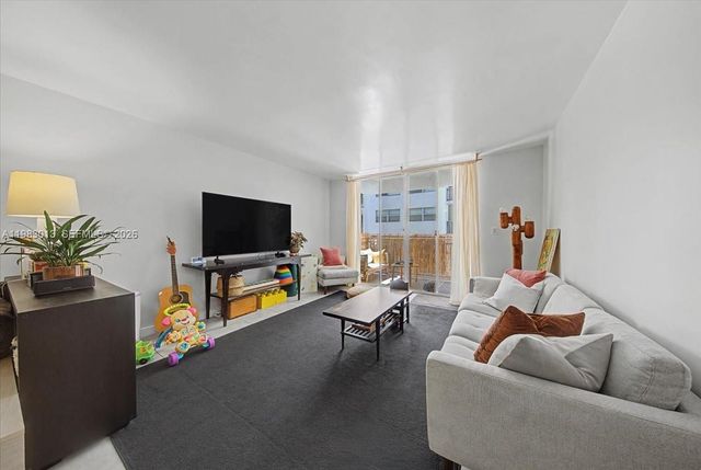 777 NE 62nd St C211, Miami, FL 33138