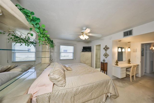 1809 HAVERFORD AVENUE, Sun City Center, FL 33573