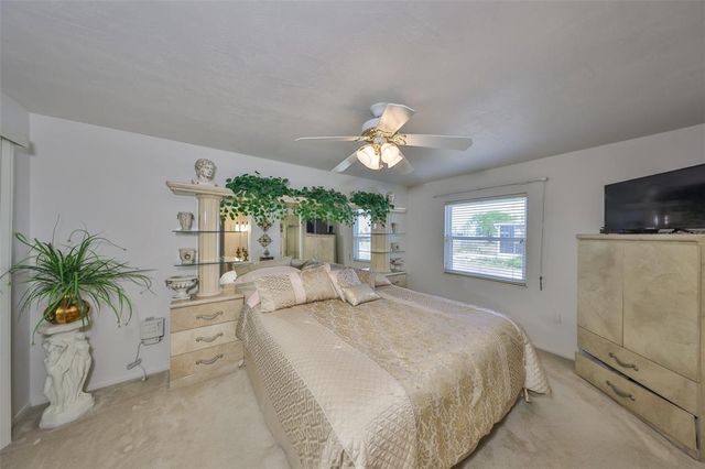 1809 HAVERFORD AVENUE, Sun City Center, FL 33573