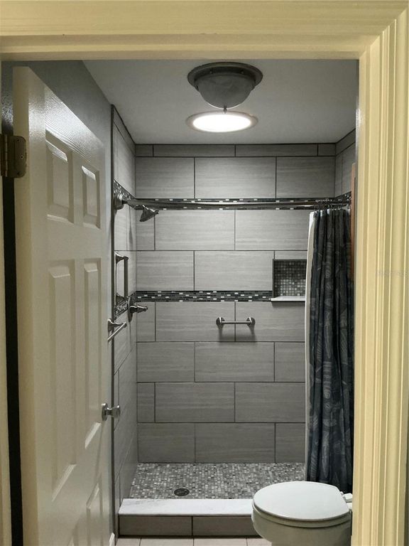 Image 19 of property listing at 13 TRAP CIRCLE, New Smyrna Beach, FL 32168