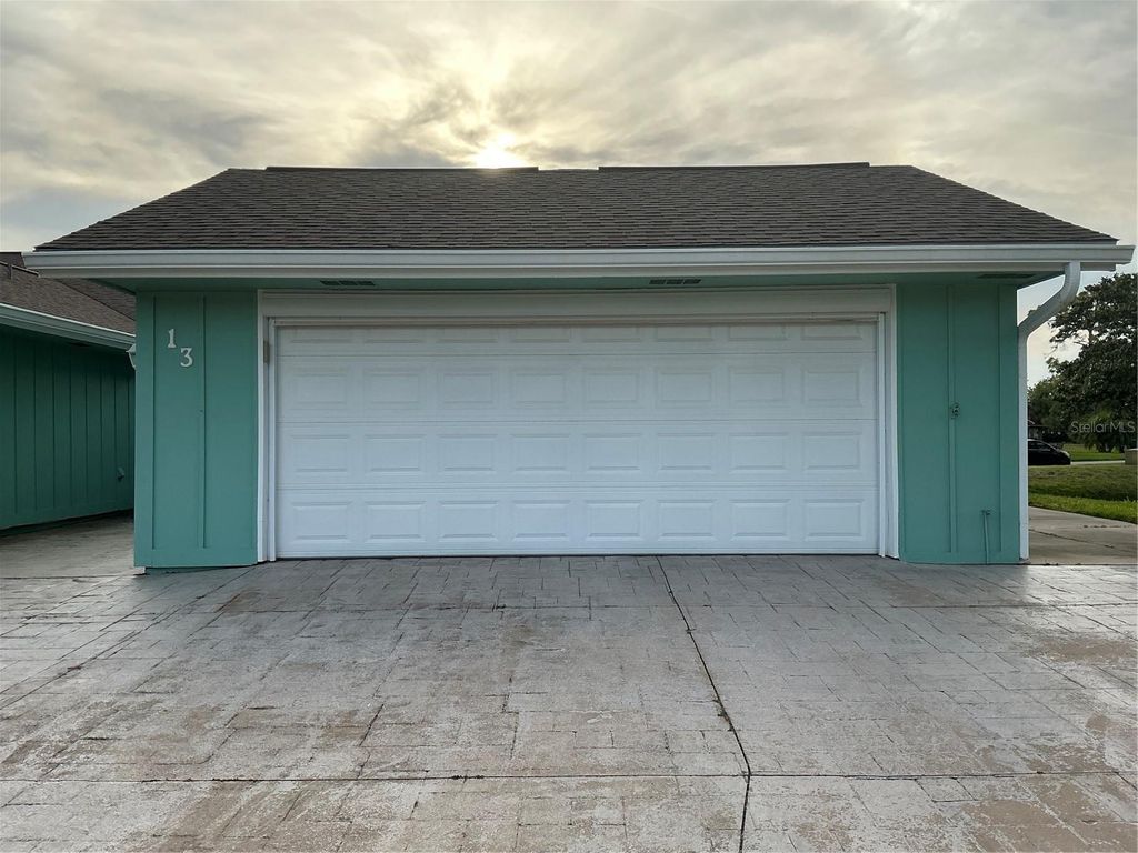 Image 26 of property listing at 13 TRAP CIRCLE, New Smyrna Beach, FL 32168