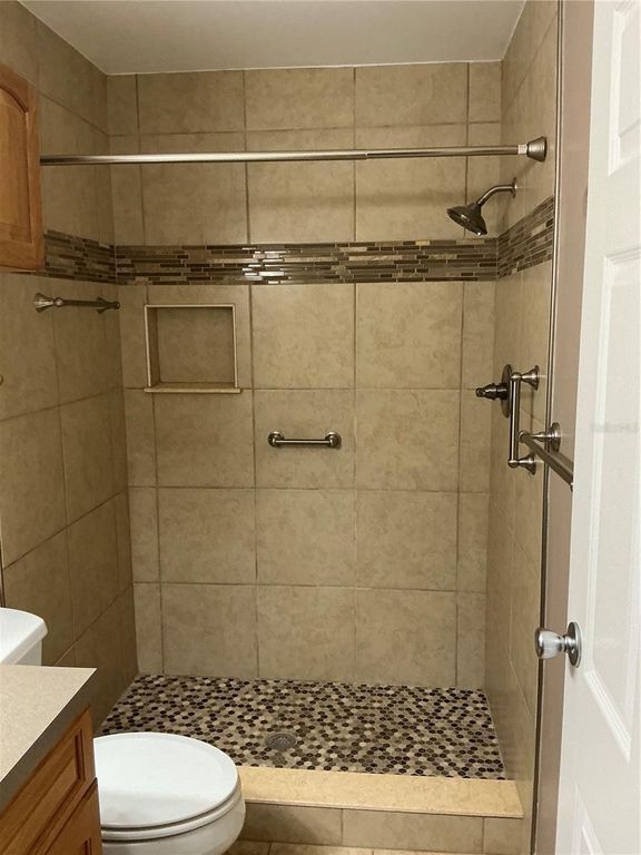 Image 9 of property listing at 13 TRAP CIRCLE, New Smyrna Beach, FL 32168