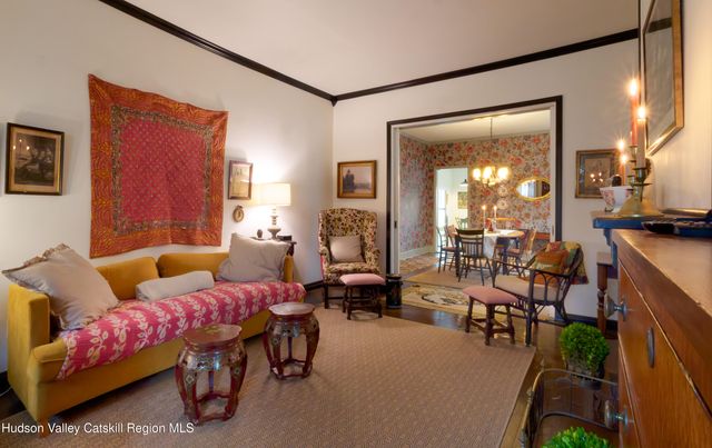 37 Worth Avenue, Hudson, NY 12534