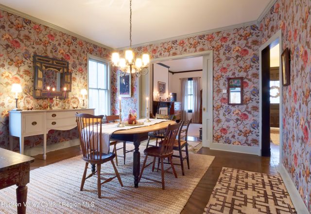 37 Worth Avenue, Hudson, NY 12534