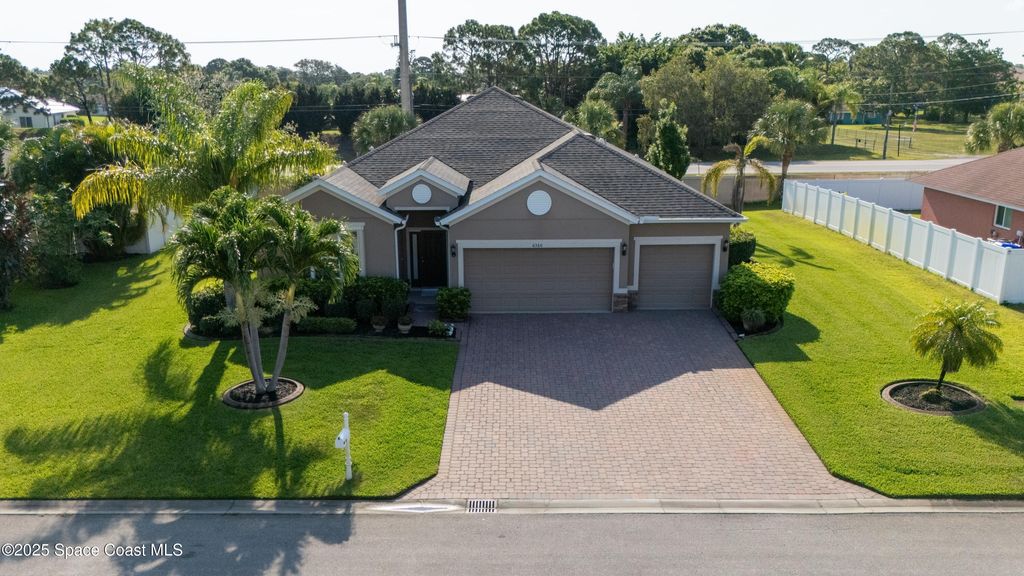 6360 Park Chester Terrace, Vero Beach, FL 32967
