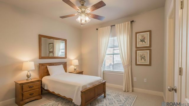 825 Wordsworth Dr, Baton Rouge, LA 70810