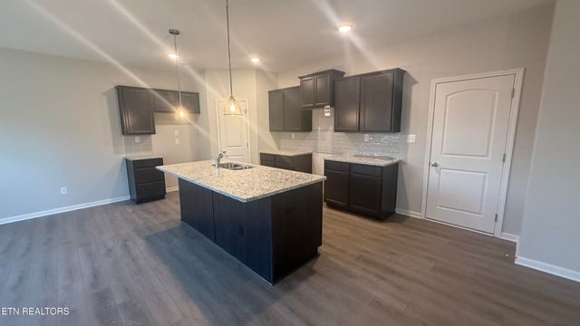 8902 Keenberg Lane, Knoxville, TN 37931