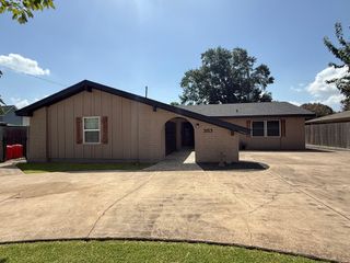 3153 Merriman Street, Port Neches, TX 77651